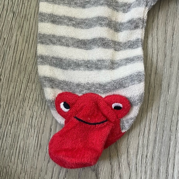 Carters Lobster Onesie size 3M - Picture 3 of 4